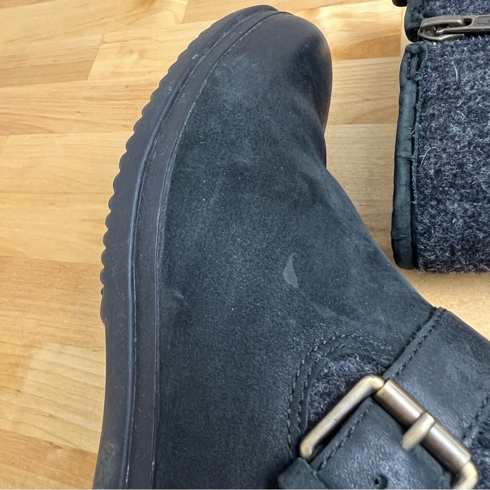 UGG Robbie Waterproof Leather Motorcycle Boots Women's US Size 7 - Picture 10 of 16